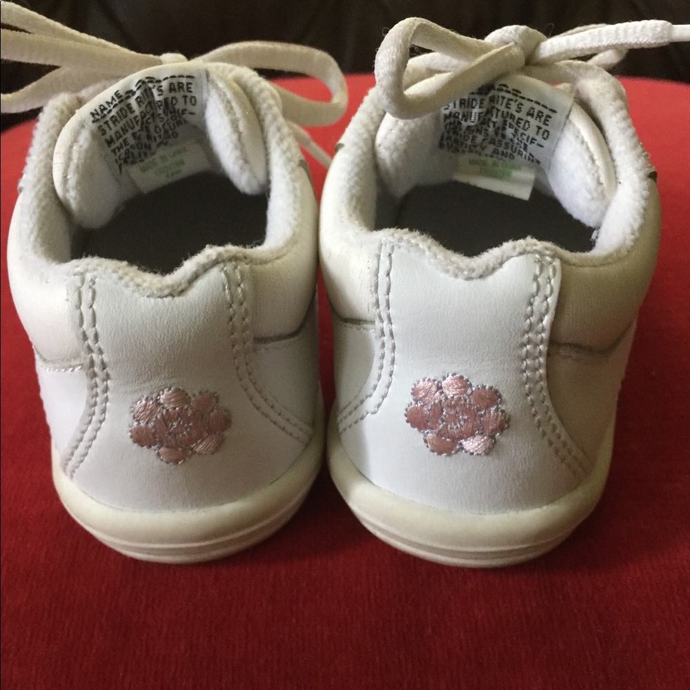 Stride Rite’s Infant Shoes - Picture 2 of 5